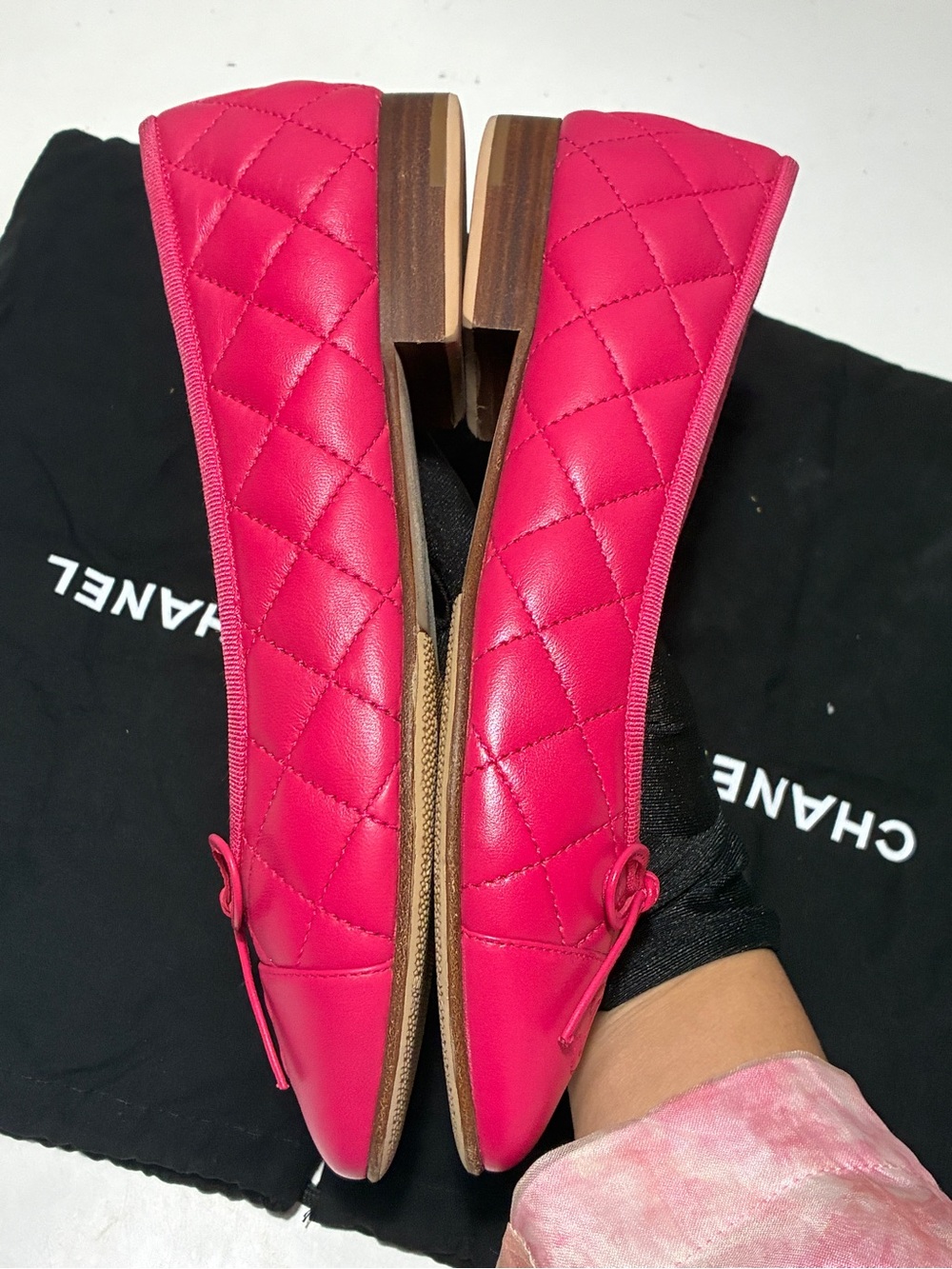 CHANEL Hot Pink Quilted Leather Ballerina Flats with CC Bow - Picture 5 of 11